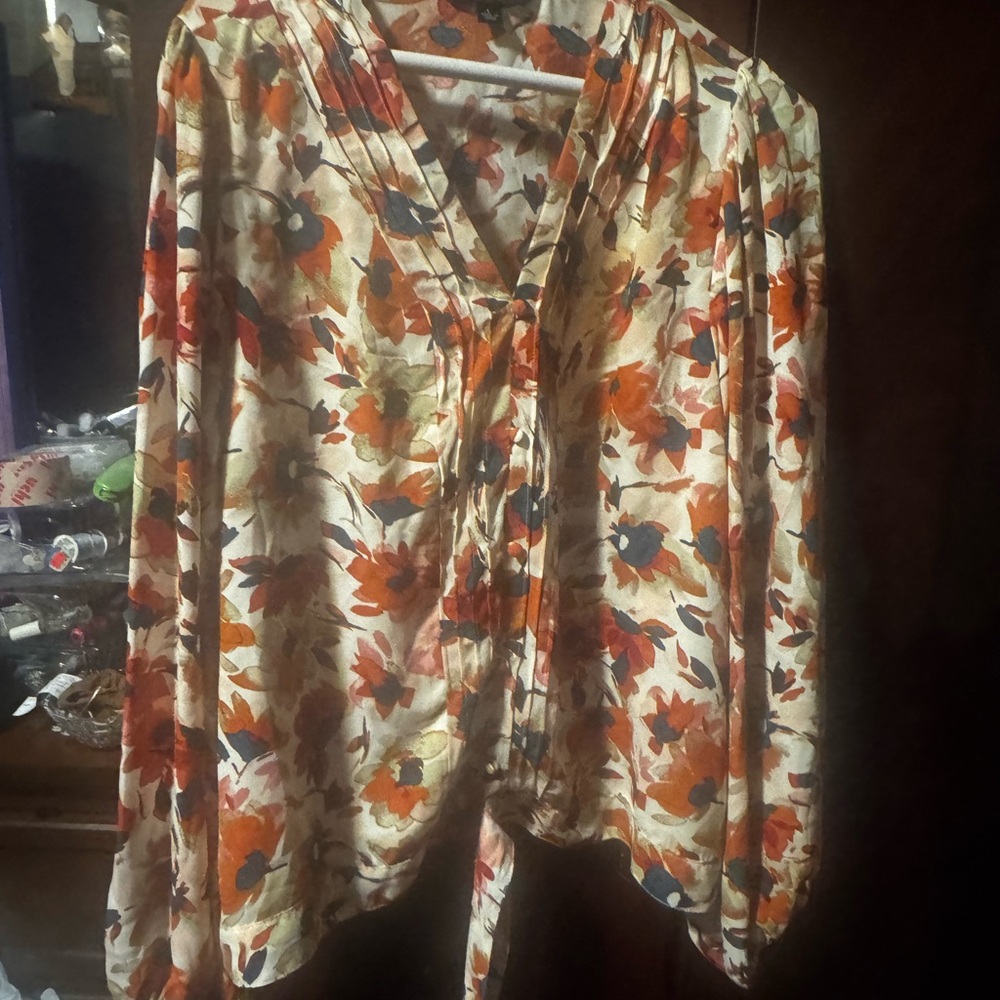 Zac & Rachel Cream Long Sleeve Tie Front Blouse